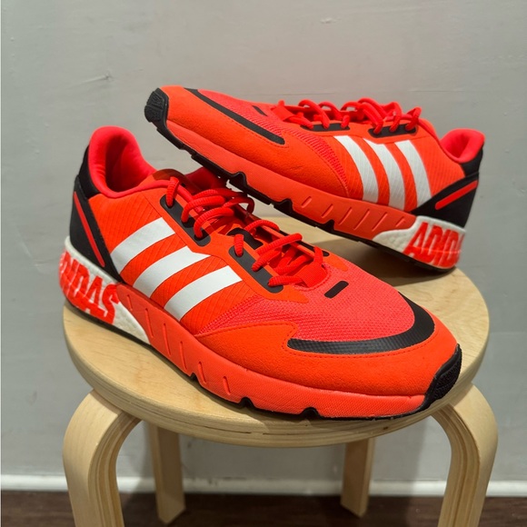 Adidas ZX 1K Boost Bold Logo Graphic - Solar Red Men’s Size 12 - Picture 1 of 8